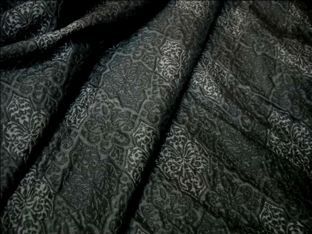 Taffetas gris fonce motifs gris moyen 1