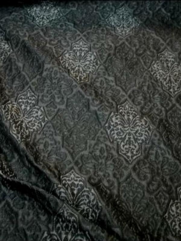 Taffetas gris fonce motifs gris moyen 2 