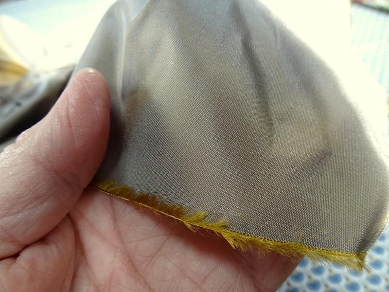 Taffetas gris reflets or 3