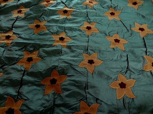 Taffetas jardin imaginaire bleu paon et cacao 1