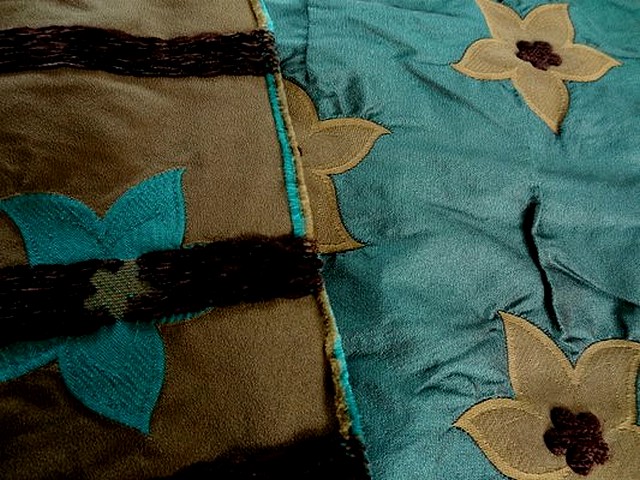 Taffetas jardin imaginaire bleu paon et cacao 3