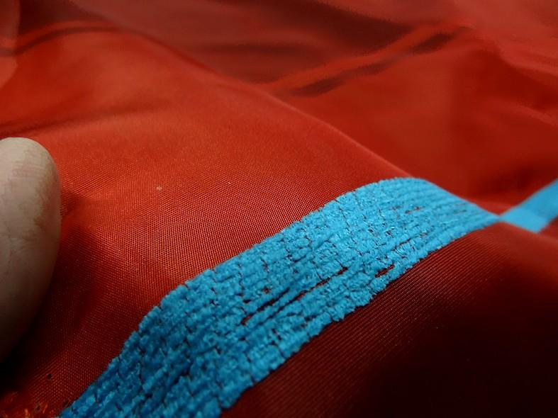 Taffetas larges rayures rouge rouge sang 4