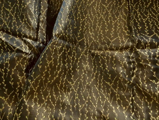 Taffetas marron cuivré façonné 1