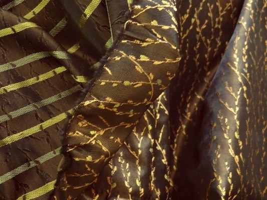 Taffetas marron cuivré façonné 4