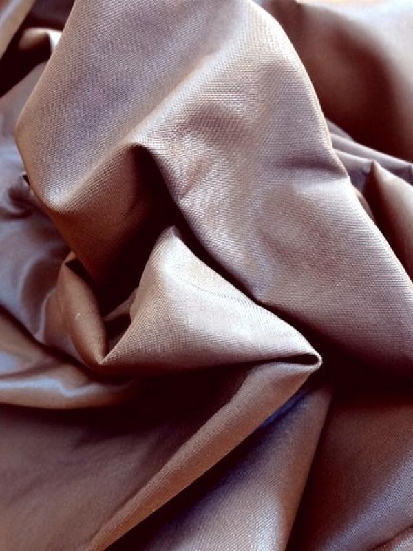 Taffetas marron glace reflets bleus 1 