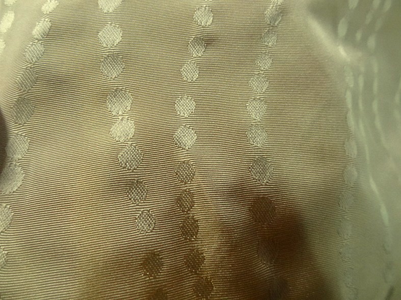 Taffetas or pale vagues de pois 3