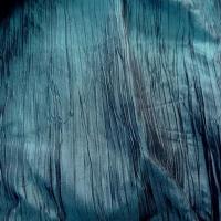 Taffetas plisse bleu canard reflets noirs 1