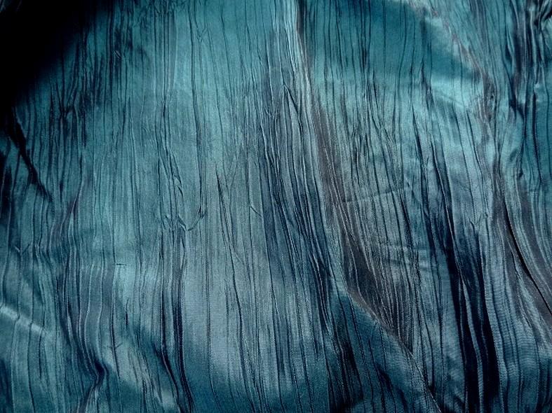 Taffetas plisse bleu canard reflets noirs 1
