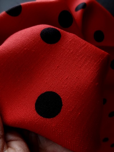 Tergal lin rouge pois noirs 03