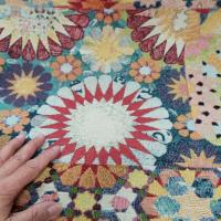 Tissu ameublement motif fleurs psychedeliques 4 