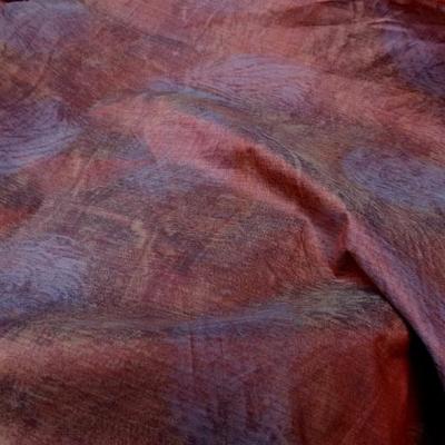 Tissu ameublement satine marbre corail et violet gris 1 