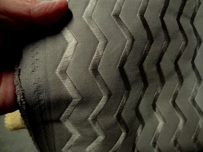 Tissu ameublement zig zag gris beton 3 