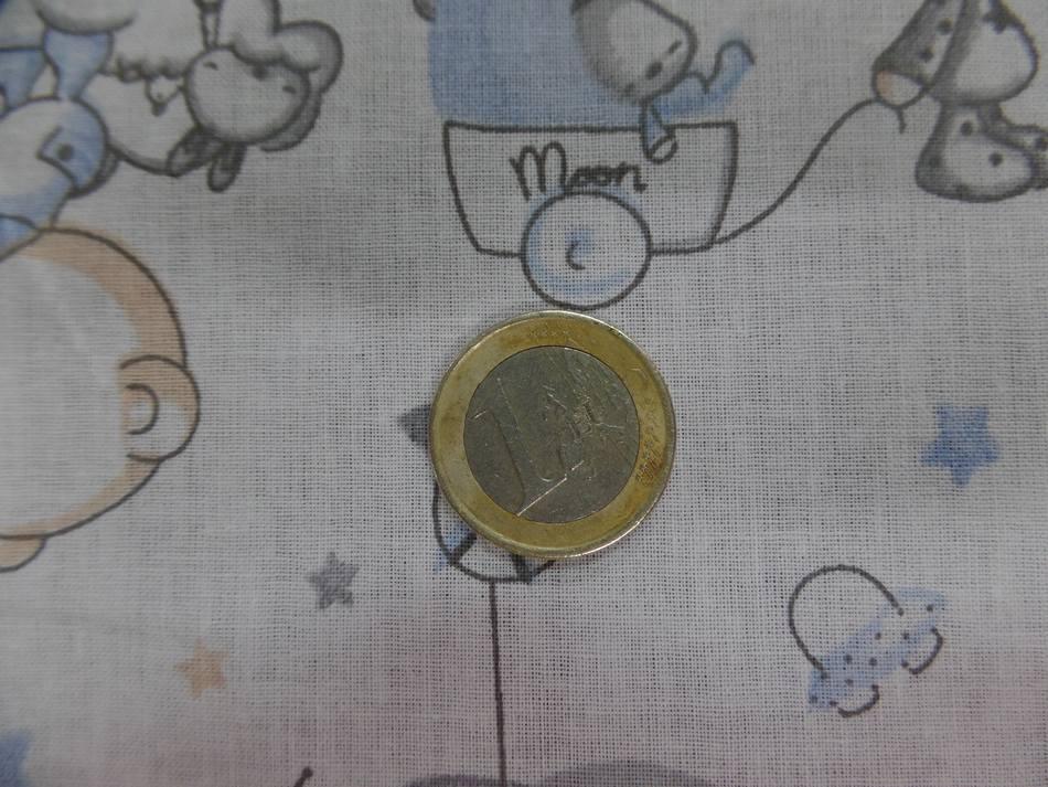 Tissu coton blanc imprime motifs enfant bleu gris