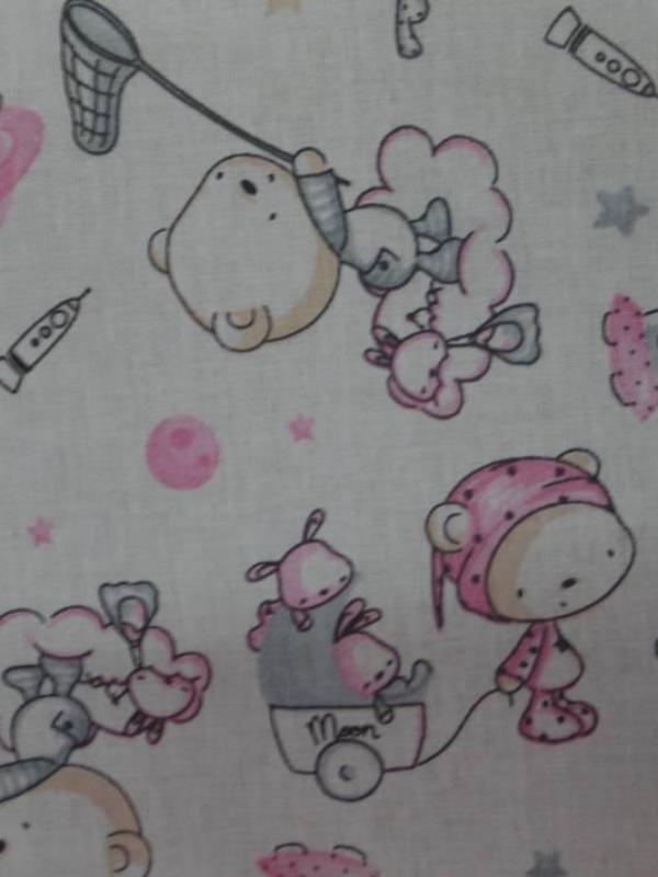 Tissu coton blanc imprime motifs enfant rose gris