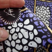 Tissu coton wax frises geometriques amethyste blanc paille