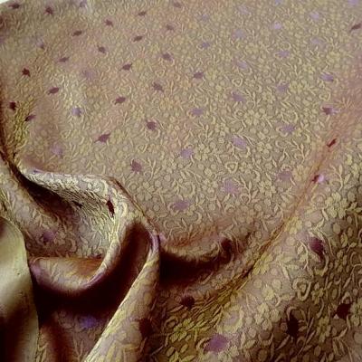 Tissu damasse fleuri noisette et chocolat 3 