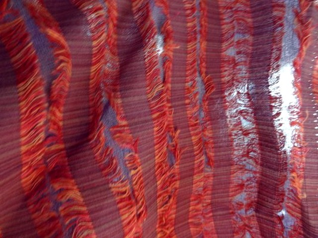 Tissu franges mauve et orange 02