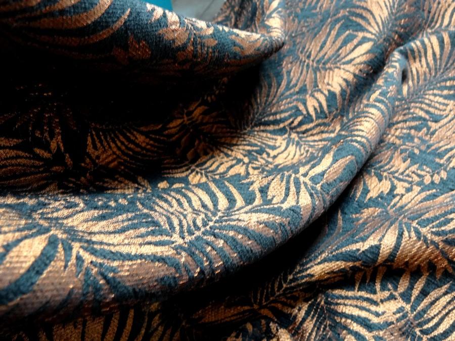 Tissu jacquard motif fougere veours noir et mordore 7