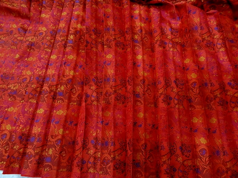 Tissu motifs tisse plisse soleil 2