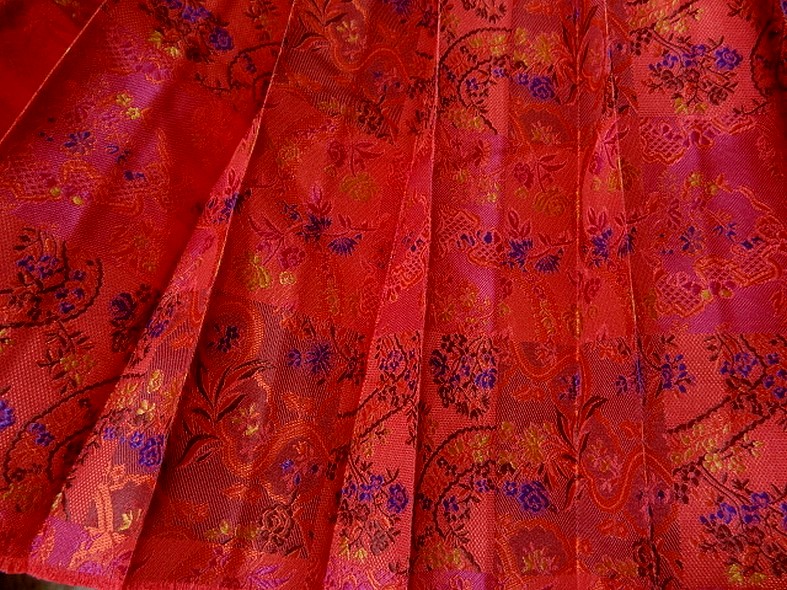 Tissu motifs tisse plisse soleil 4