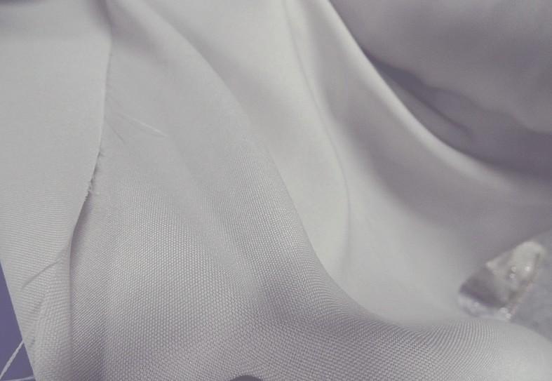 Tissu polyester burlington blanc copie