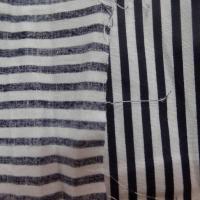 Tissu popeline coton blanc a rayure noire