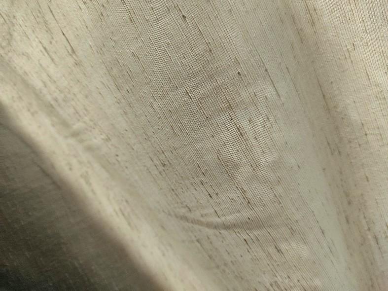 Tissu soie lin viscose teinte ivoire 6