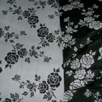 Tissu tapissier damasse noir blanc fleuri 3