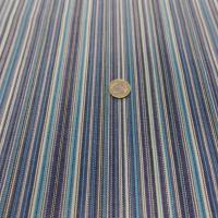 Tissu toile de bache a fine rayure ton de bleu80