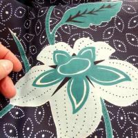 Tissu wax coton fond marine grosses fleurs turquoise blanc