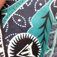 Tissu wax coton fond marine grosses fleurs turquoise blanc