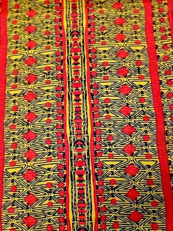 Tissu wax motif jaune rouge noir 2