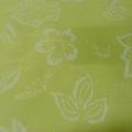 Toile coton anis clair faconne fleurs 1 