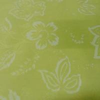 Toile coton anis clair faconne fleurs 1