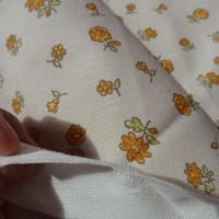 Toile coton beige rose fleurs orangees 4 