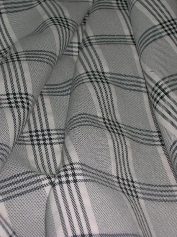 Toile coton noir blanc facon tartan 1 