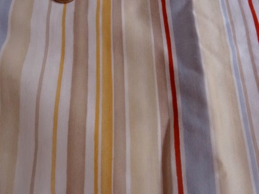 Toile coton rayée beige-ocre-bleu ciel-rouge 02