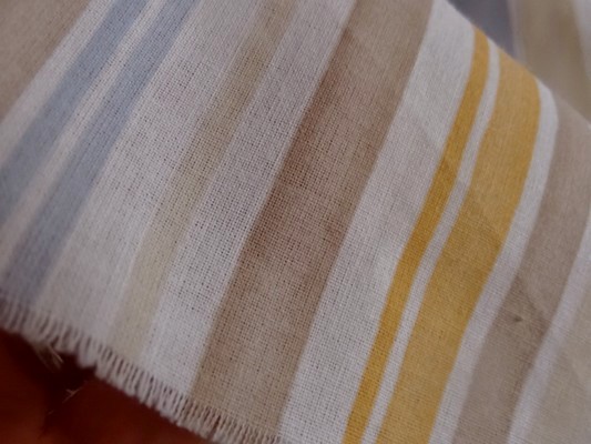 Toile coton rayée beige-ocre-bleu ciel-rouge 03