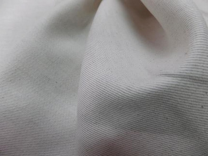 Toile de lin sergee blanc casse 2