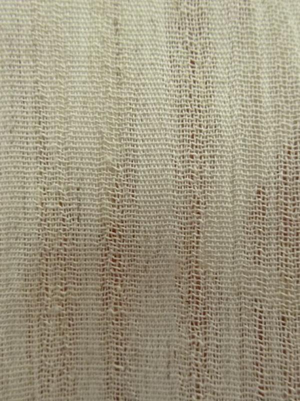 Toile fine coton et lin melanges tissage lache et serre creme chine 3 
