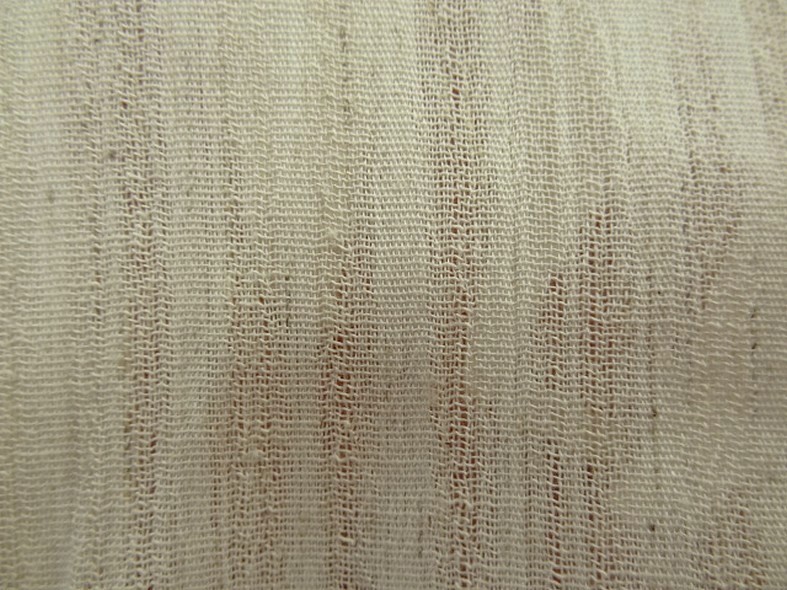 Toile fine coton et lin melanges tissage lache et serre creme chine 3