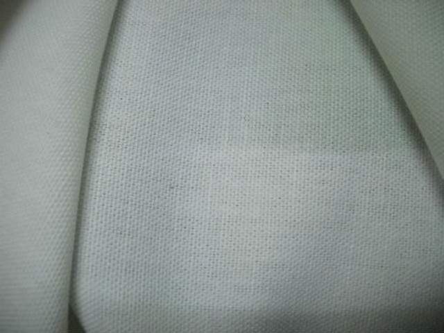 Toile legere coton blanc casse 1 