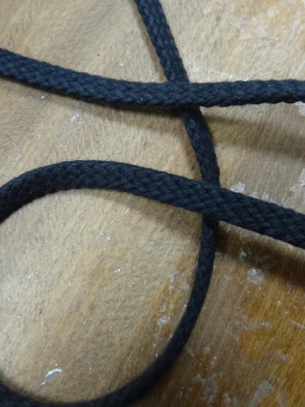 Tresse plate coton noir 1 
