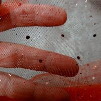 Tulle rouge vermillon paillettes projetees 3