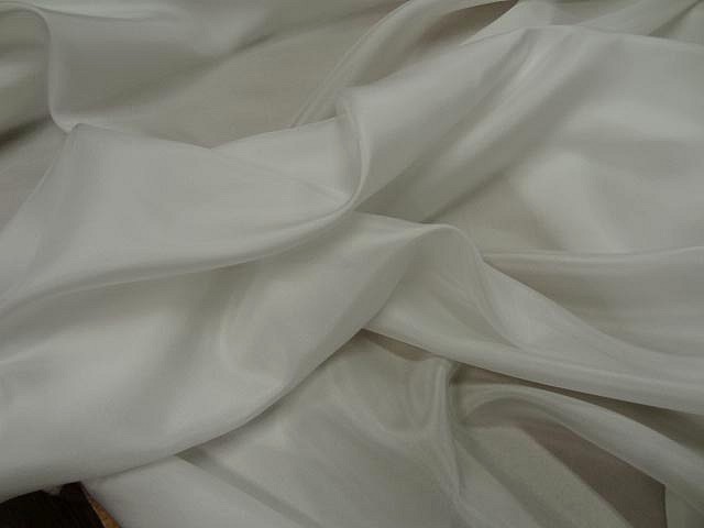 Twill de soie blanc casse 1