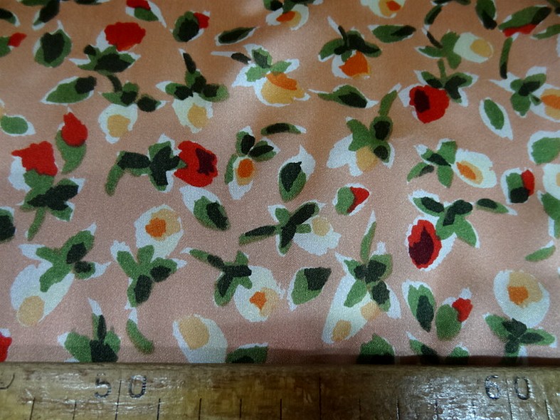Twill de soie fond saumon fleuri 4