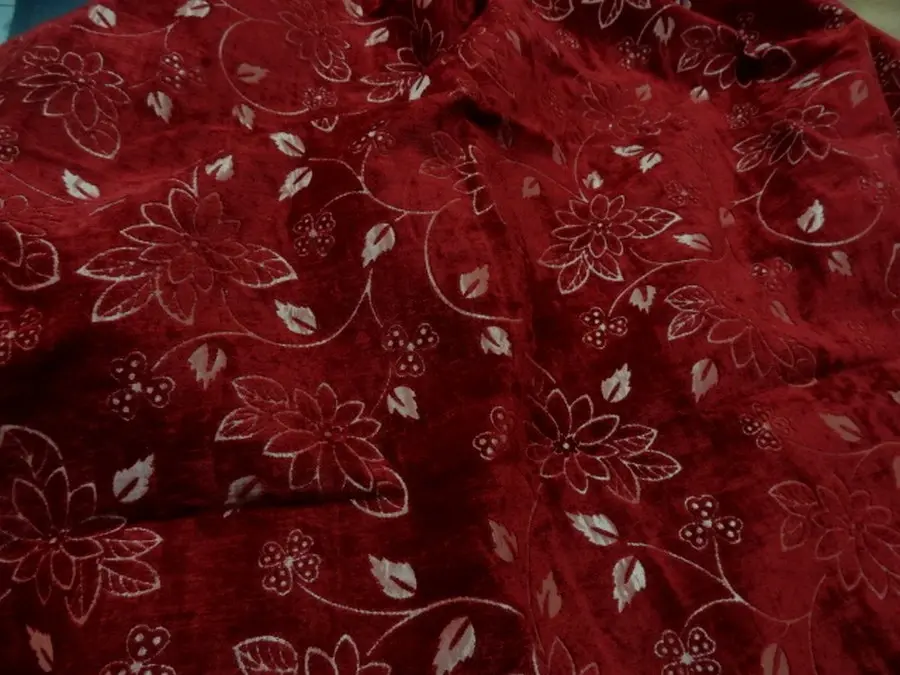 Velours ameublement jacquard bordeaux beige dore fleuri 2