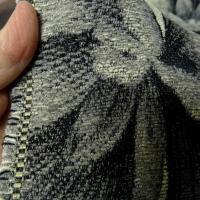 Velours ameublement tons gris larges fleurs 4 