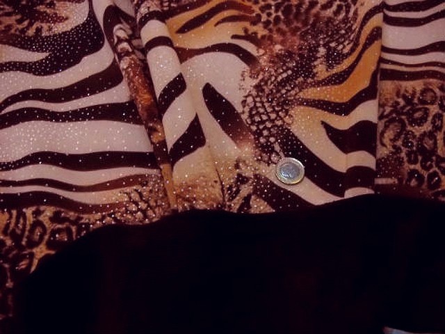 Velours aubergine reversible motifs zebre serpent leopard 3