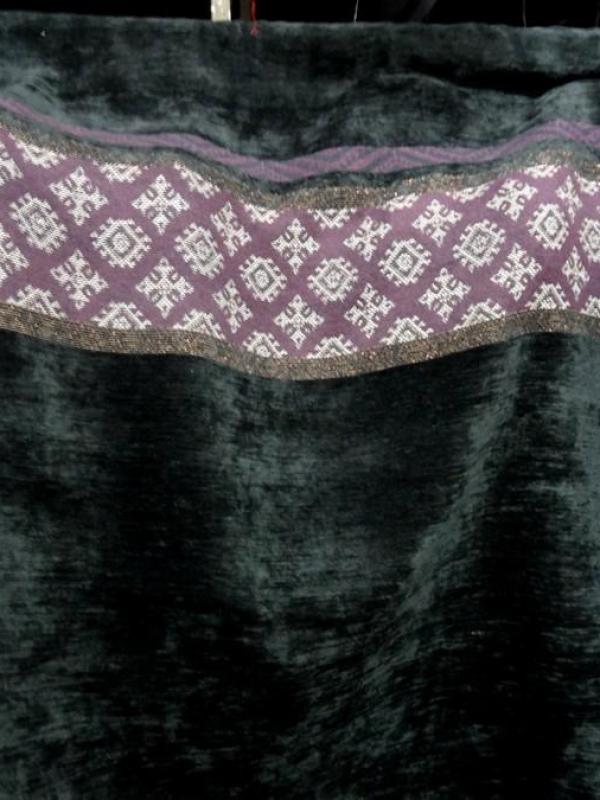 Velours chenille noir avec embase 1 